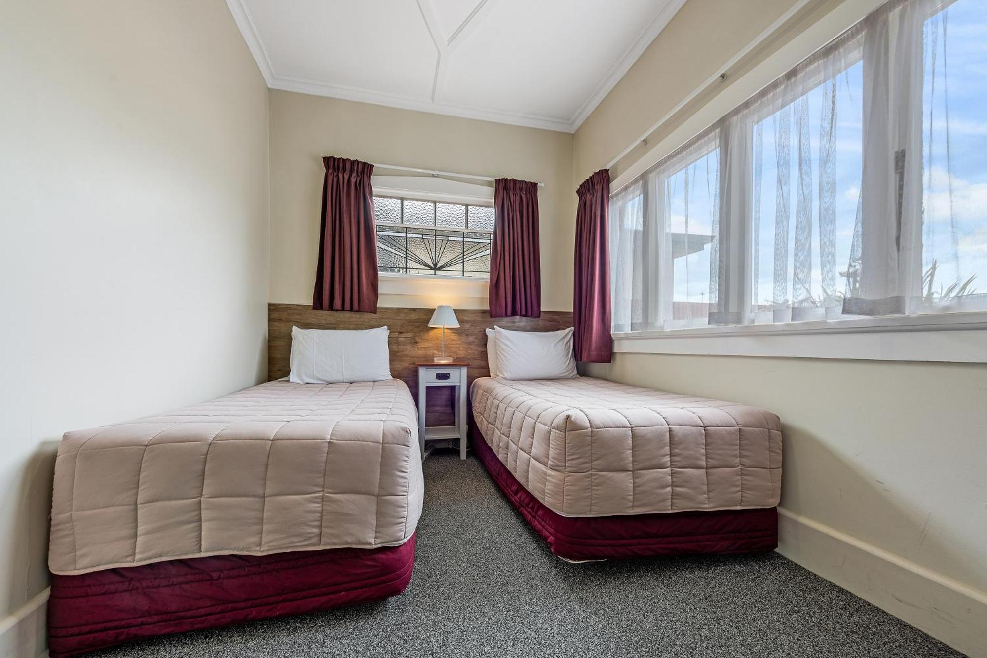 Tower Lodge Motel Invercargill Esterno foto