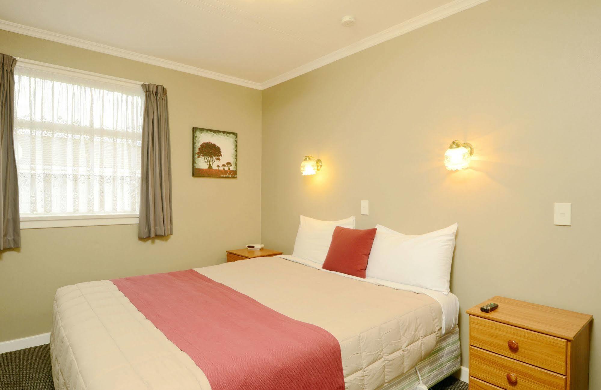 Tower Lodge Motel Invercargill Esterno foto